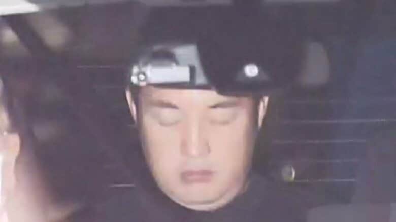 “首を刃物で刺して殺した”大阪の西名阪道で車が炎上　放火容疑で逮捕の男　後部座席から見つかった遺体の男性を殺害した疑いでもきょう＝4日にも逮捕へ｜FNNプライムオンライン