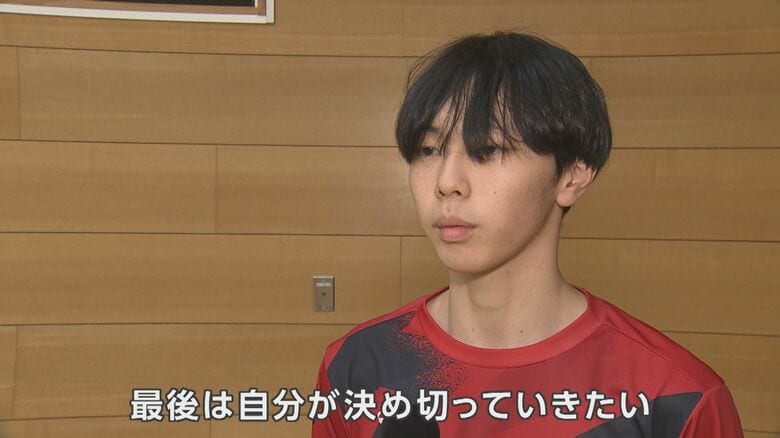 アウトサイドヒッター・柏琉生選手（2年）
