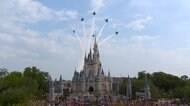 米・ディズニーワールド 7月再開 ハグ禁止、パレードなし