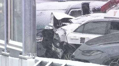 パトカーに突っ込んだランボルギーニの運転手は助手席の女性を放置し逃走…警察官2人が重…