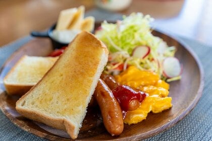 毎日朝食を食べている人の割合は?食べるメニューはパン派とご飯派どっちが多い?健康のために食べている人が多い模様