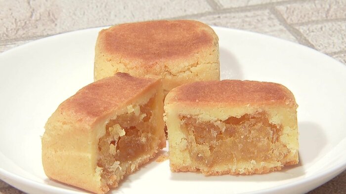 パイナップル餡がたっぷり入った「佳徳糕餅」のパイナップルケーキ