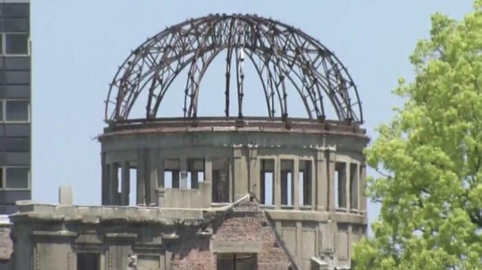 (広島原爆ドーム)広島に投下された原爆リトルボーイ推定威力約15キロトン。キンジャールの核弾頭威力5~50キロトン。