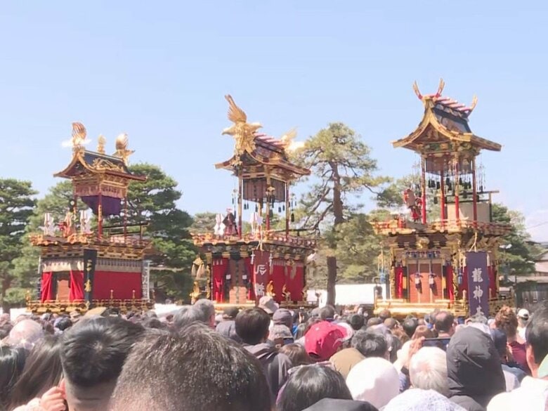 大改修終えた“恵比須台”が復活…400年以上の歴史持つ『春の高山祭』始まる 3年ぶりに12台全ての屋台が揃う｜FNNプライムオンライン