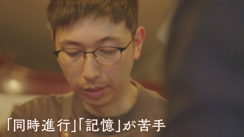 「同じ障害持つ人が“もう一度頑張ろう”と思ってほしい」発達障害の元警官が見つけた夢　靴磨き店“革猫”｜FNNプライムオンライン