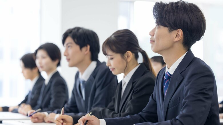 就職活動の経験も投資に活かせるという（画像はイメージ）