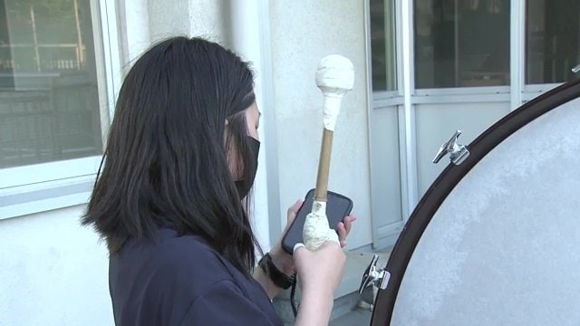 動画を参考にしながら練習