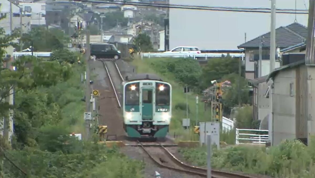 行先板高松↔️引田　高松↔️徳島 速報】JR四国 引田駅～徳島駅などで日中列車を止め、代行バス運行し