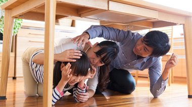 「あたまを守って」緊急地震速報時に“いまとるべき行動”もアプリで表示