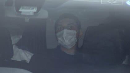 1歳の子ども乗せた車に大量の覚せい剤やコカイン所持した男逮捕　密売目的で所持か　捜査車両に車ぶつけた容疑