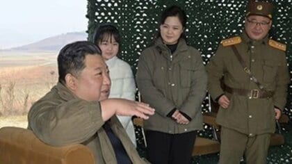 北朝鮮が相次いで弾道ミサイル発射…落下推定地点はEEZ外