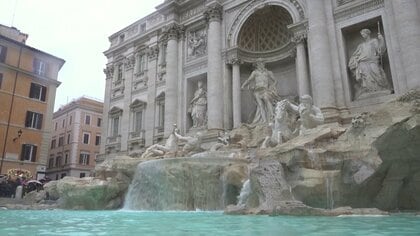 「トレビの泉」で入場料の徴収始まる　オーバーツーリズム対策で…約370円支払うと石段降りて噴水の縁まで立ち入り可能に