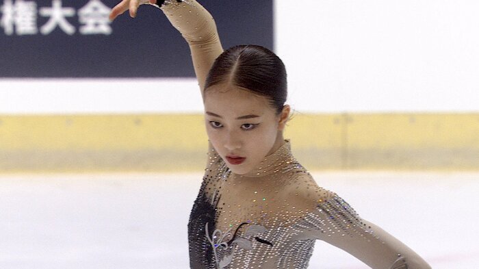 フリーでジャンプを全て着氷させ5位と追い上げた上薗恋奈