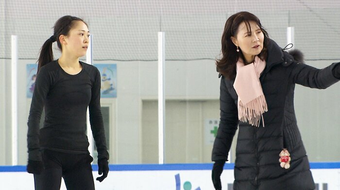 濱田美栄コーチと練習する吉田