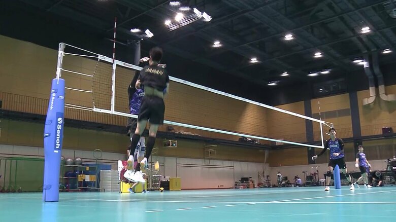 宮浦健人のスパイク練習（連続写真⑪）