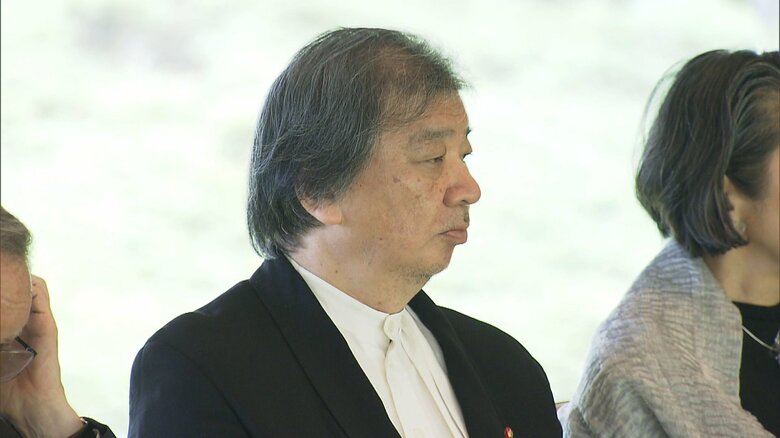 建築部門で受賞した坂茂氏　11月20日