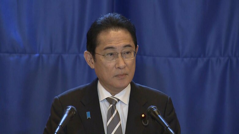 カタールでの会見では中東産油国を“脱炭素エネ輸出のハブに変えていく”と述べた（7月18日）
