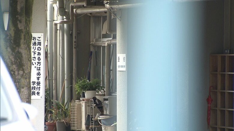 逮捕された校長は校長室にわいせつ画像を保管していた