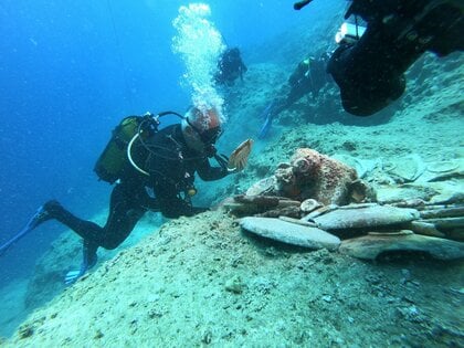 世界の水中考古学の新たな章の始まり-トルコ、アンタルヤ沖で2000年前の沈没船を発見