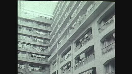 コンクリートで造られた緑なき人工の島　端島「軍艦島」の栄光と驚きの日本初【長崎発】