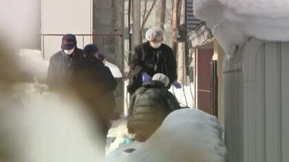 「人の足が見える」雪に埋まった高齢女性が救助されるも死亡～自宅屋根からの落雪に巻き込まれたか〈北海道旭川市〉