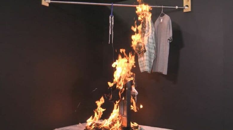 北区小学校火災で女性教師「電気ストーブ近くで洗濯物を乾かしていた」　NITEはストーブ近くに干さないよう繰り返し注意喚起｜FNNプライムオンライン