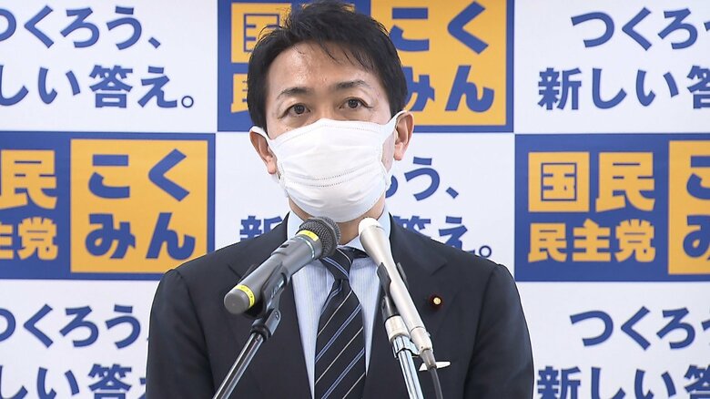 記者会見を行う国民民主党･玉木代表（12日午前 院内）