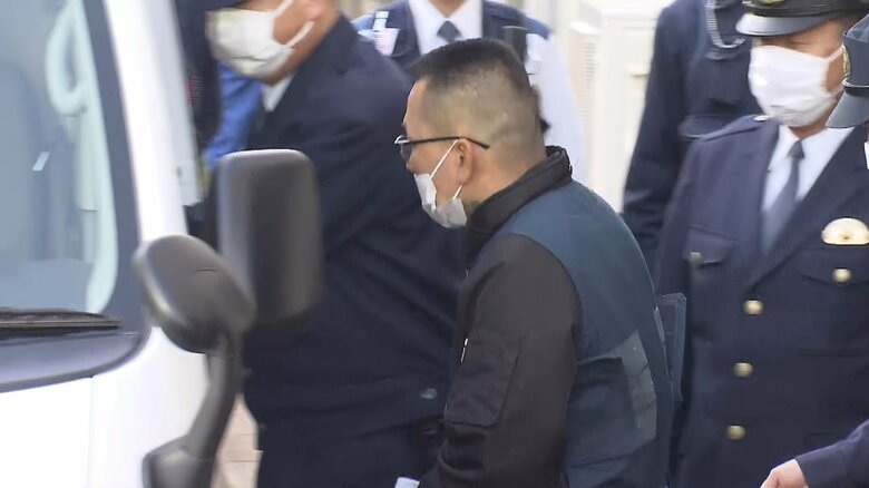 県警は、吉野容疑者を、過失運転致傷と酒気帯び運転の疑いで逮捕した