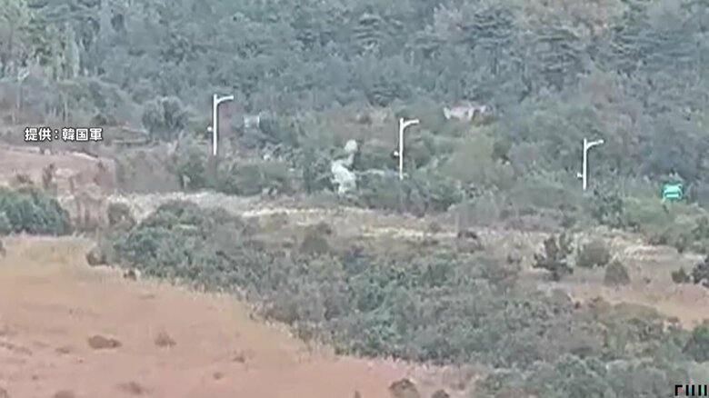 北朝鮮が“南北連結通路”の一部区間を爆破した様子（15日正午ごろ）