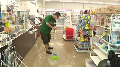 【台風被害】関東などで約1万2500軒が停電　東京・立川市で信号機停止か　静岡のコンビニは浸水被害