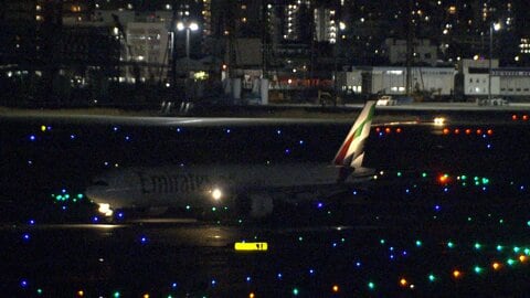 ドバイ発の航空機が羽田に　「身の危険を…」イラン攻撃後初