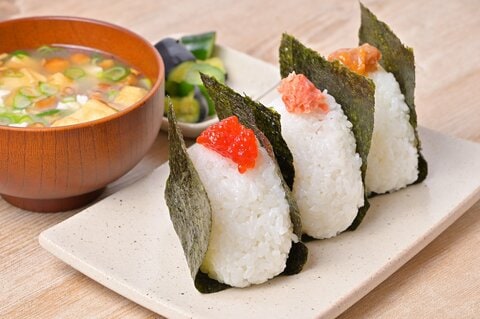 “今年の一皿”は「お米グルメ」に決定！古米レシピやおにぎり専門店拡大　準大賞は「抹茶」　歴代“今年の一皿”も紹介