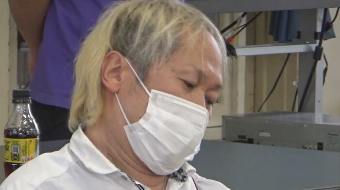 川崎昭仁さん(54)