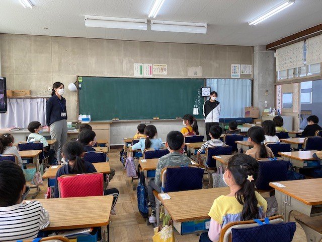 インターンにとって小学校が人生のステップアップになることも期待される