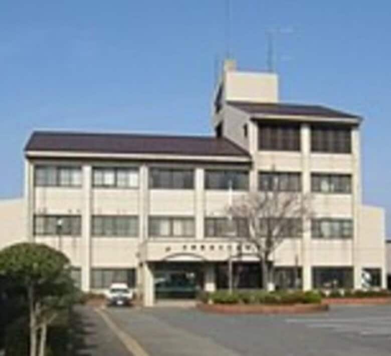 「きのう盗撮されていたかも…」20代女性が翌日警察に相談…買い物カゴにスマホを入れ接近か　44歳介護士の男を逮捕「数十回は盗撮した」 兵庫・新温泉町｜FNNプライムオンライン