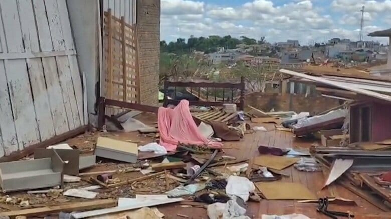 大規模竜巻で6人死亡、750人以上負傷　ブラジル南部　当局は非常事態宣言｜FNNプライムオンライン