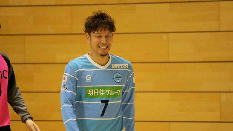 【フットサル】降格から2シーズンでF1復帰を決めたエスポラーダ北海道がファン感謝祭　室田キャプテン「“F1で点を取れなくなったよね”と言われないように」｜FNNプライムオンライン