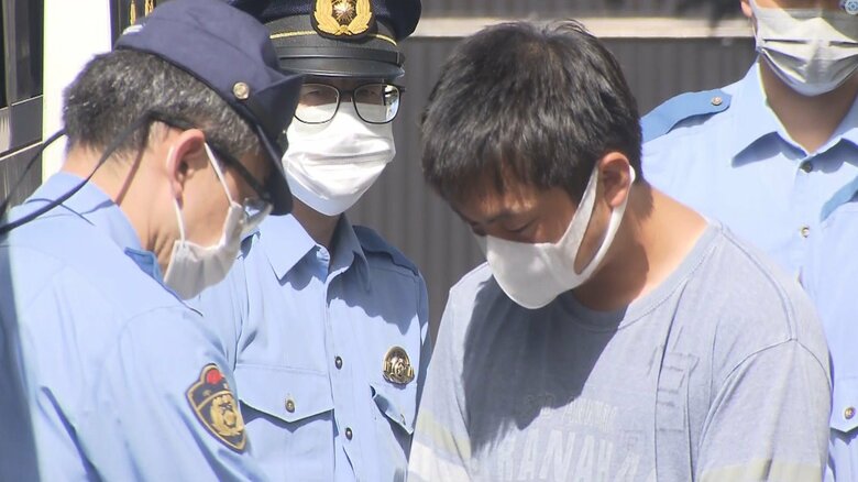 八木容疑者は、県立袖ケ浦高校で国語を担当。野球部の顧問も務めていた。