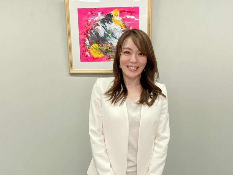参議院議員の今井絵理子さんへのインタビューは「教育について語りたい」から始まった