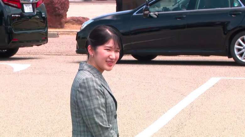 志賀町「道の駅とぎ海街道」で仮設店舗を視察された