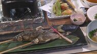 “天然鮎の贅沢ランチ” シメは1匹丸ごと炊き込むお値段4000円の逸品…古民家を改装した民宿で味わう