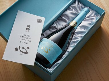 シャンパンに並ぶ!乾杯に使いたい東京産プレミアム日本酒「シン・スパークリング」開発秘話