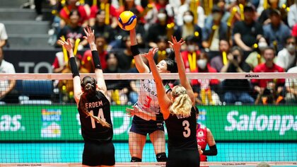 【速報】パリ五輪出場なるか？W杯バレー日本対トルコ　古賀紗理那の活躍で第1セットを25-22で先取！　