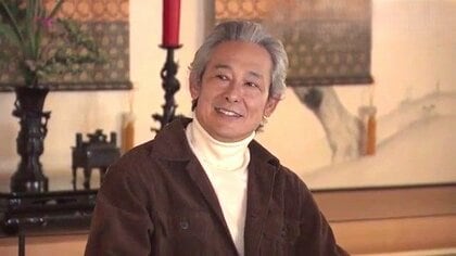 大河ドラマで朝倉義景演じる鶴見辰吾さん　一乗谷朝倉氏遺跡や墓所訪ね「生々しい息遣い感じた」　