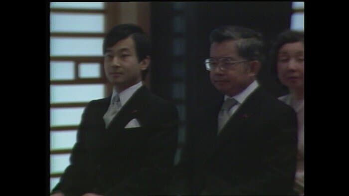 「加冠の儀」に参列された兄・浩宮さま