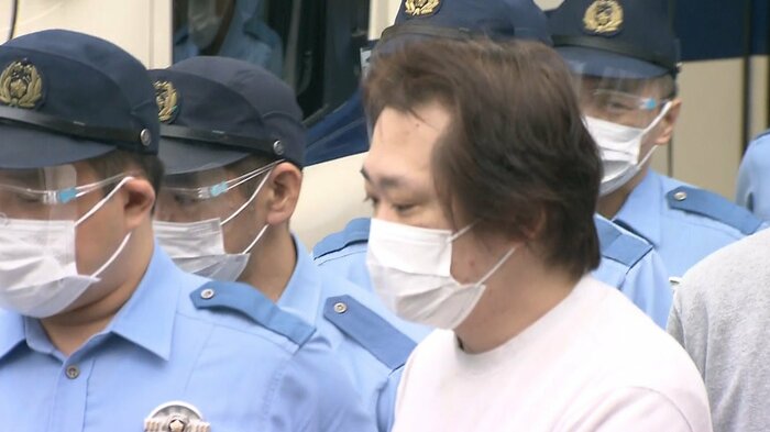 送検される高橋祐也被告(43)(去年10月28日 野方署)