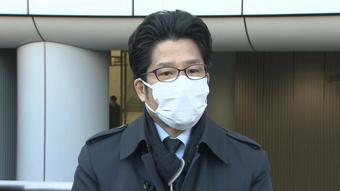 取材に応じる家族会代表・横田拓也さん(18日朝 横浜市)
