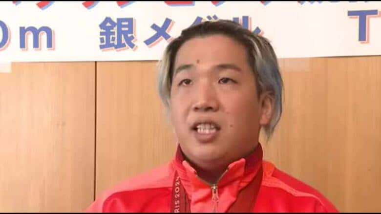 ３度目の受賞も“次の４年間”への励みに…車いす陸上・佐藤友祈選手に「県民栄誉賞」授与【岡山】｜FNNプライムオンライン