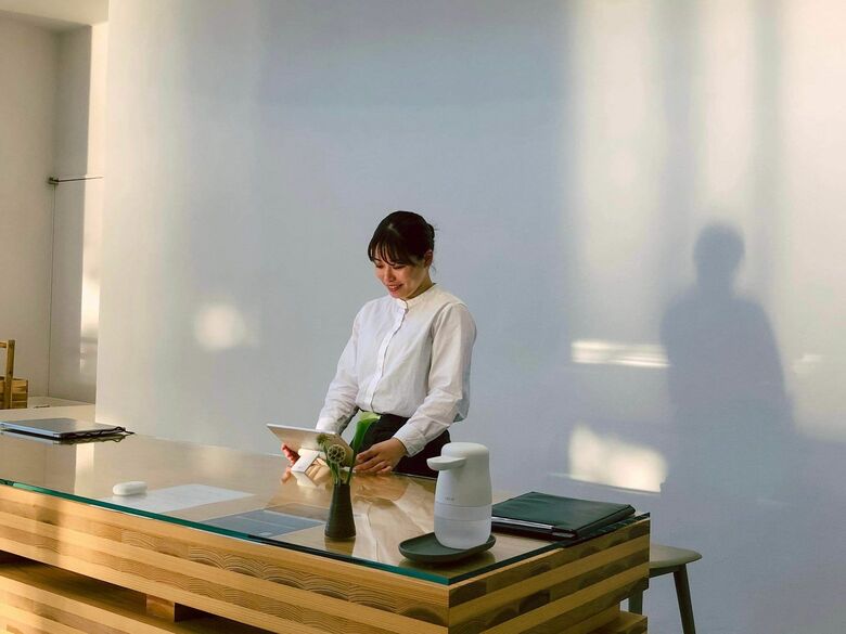 大学を休学し、海士町のホテルで働く武田紫野さん「ここに来て人生が変わったと思います」