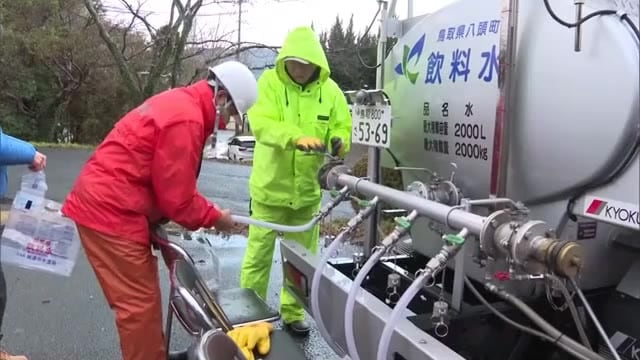 最大震度５強の地震から１週間　水道水の飲用制限続き地域住民から疲労の声　午後にも解消か（鳥取）